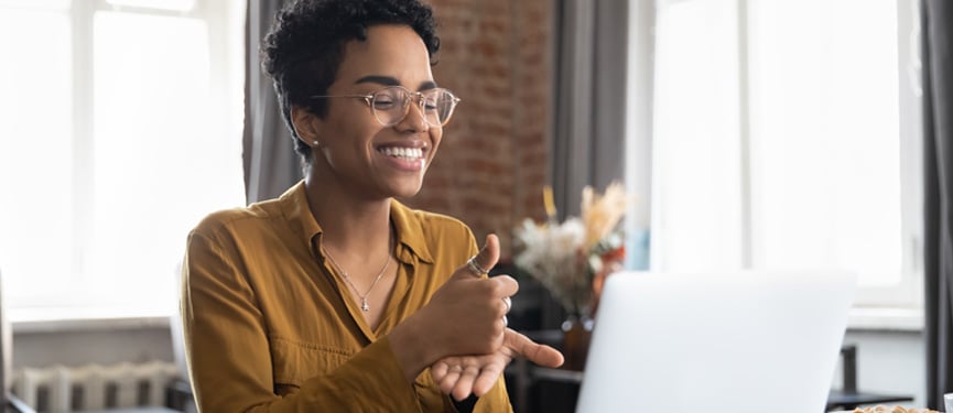 person video chatting using sign language